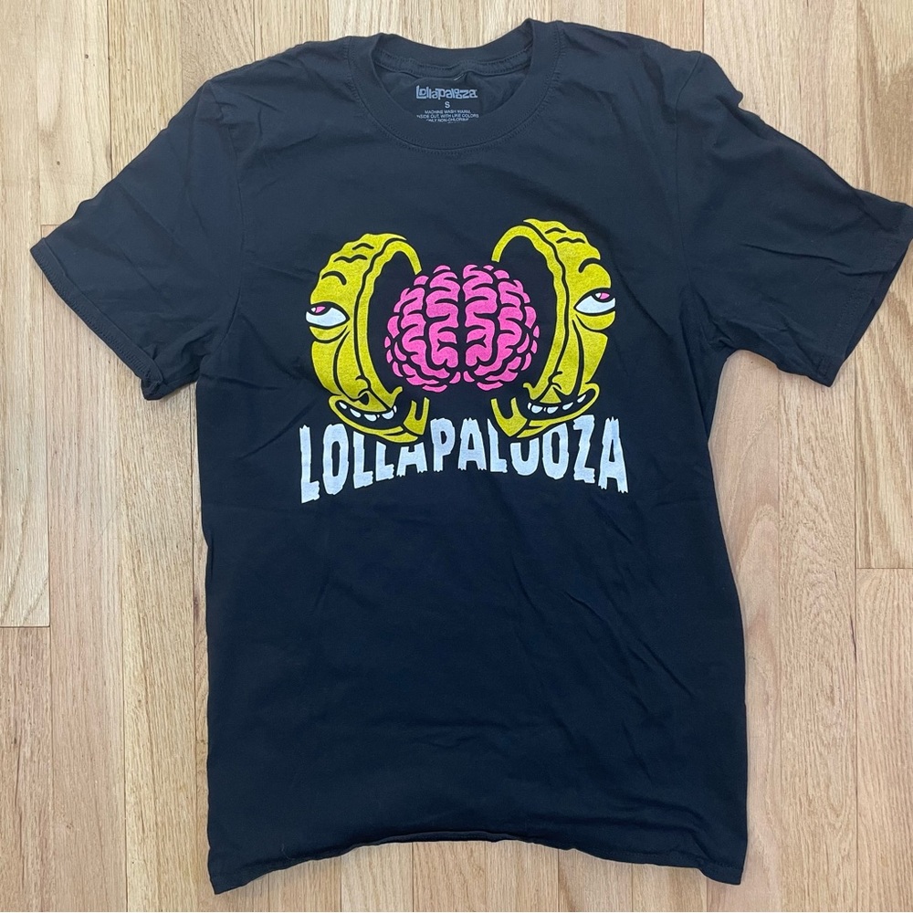 Lollapalooza Tee Band Tour Small Black 2021 Merch Foo Fighters Tyler Miley Music